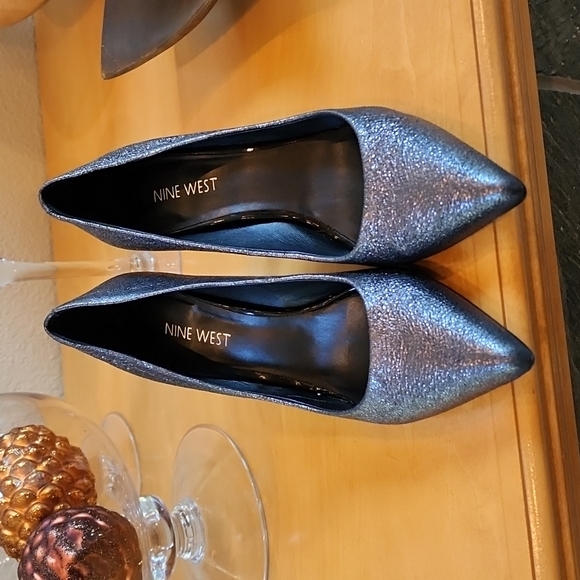 Like New! Nine West Flax Dark Gray Sparkle Party 🥳 Heels size 7 - Picture 4 of 8